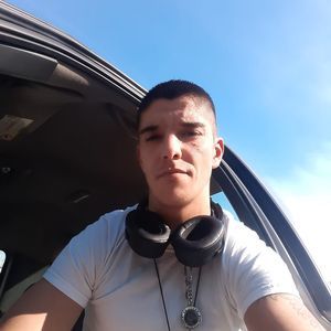 Meet your Posher, Thomas